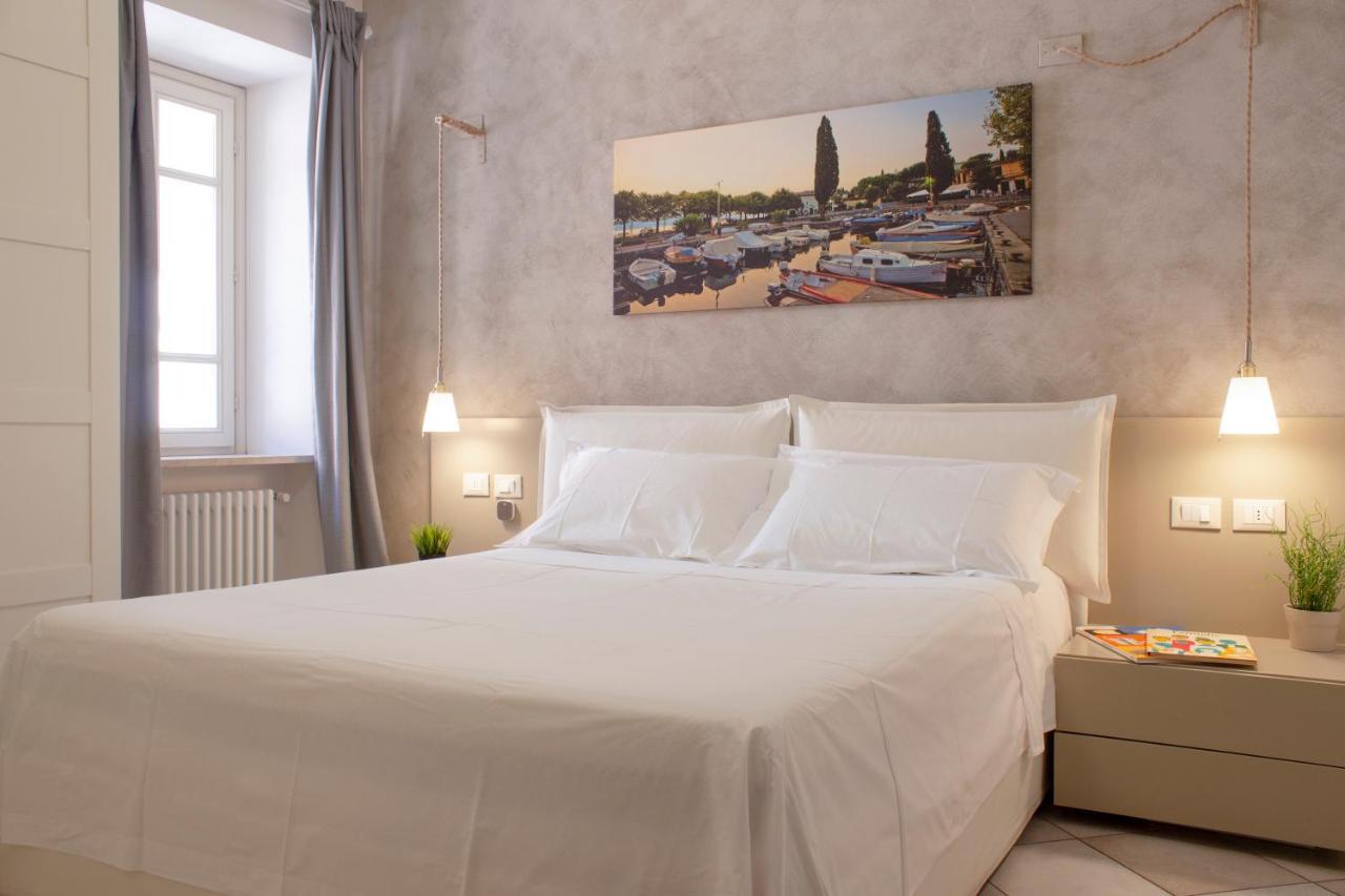 Chiare Ginestre Appartement San Felice del Benaco Buitenkant foto