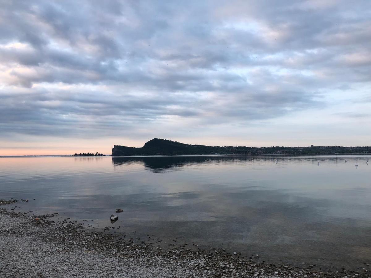 Chiare Ginestre Appartement San Felice del Benaco Buitenkant foto